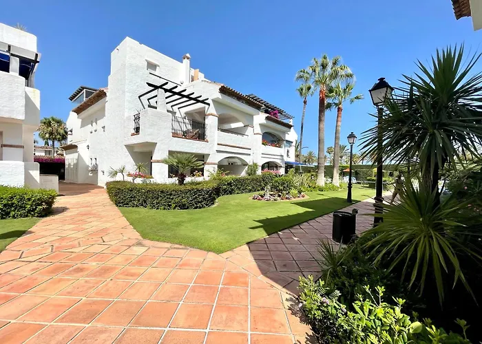 Solguest A 7 Minutos De Puerto Banus 1ª Linea Playa!!! Appartamento Marbella
